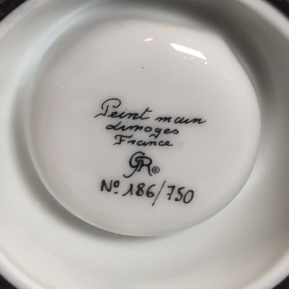 Limoges Box Pient Main France Genuine Authentic Trinket Toast to the World - Picture 8 of 9